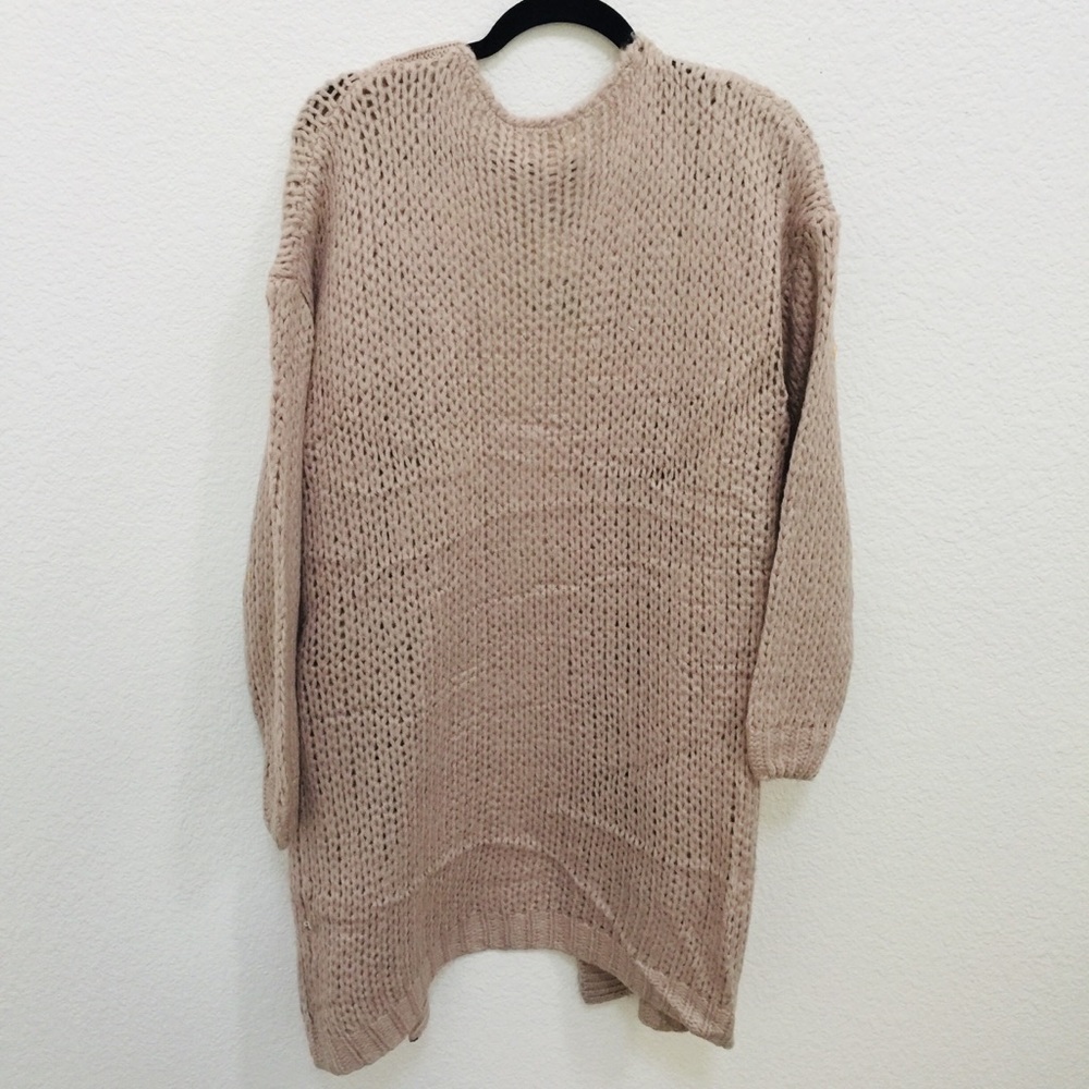 Last one OATMEAL Long Front pocket Cardigan - Picture 6 of 8